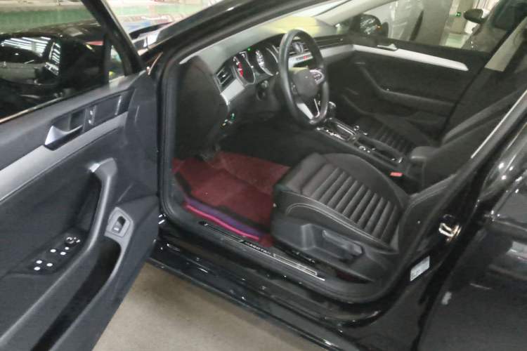 Used Volkswagen Magotan 2020 280TSI DSG Comfort Edition Driver Seat