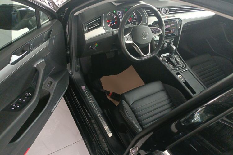 Used Volkswagen Magotan 2020 280TSI DSG Comfort Edition Driver Seat