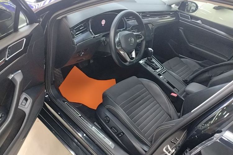 Used Volkswagen Magotan 2020 330TSI DSG Luxury Edition Driver Seat