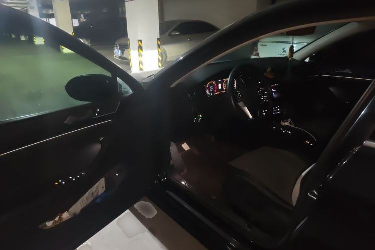 Used Volkswagen Magotan 2020 330TSI DSG Luxury Edition Driver Seat