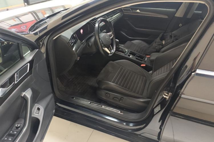 Used Volkswagen Magotan 2020 380TSI DSG Luxury Version Driver Seat