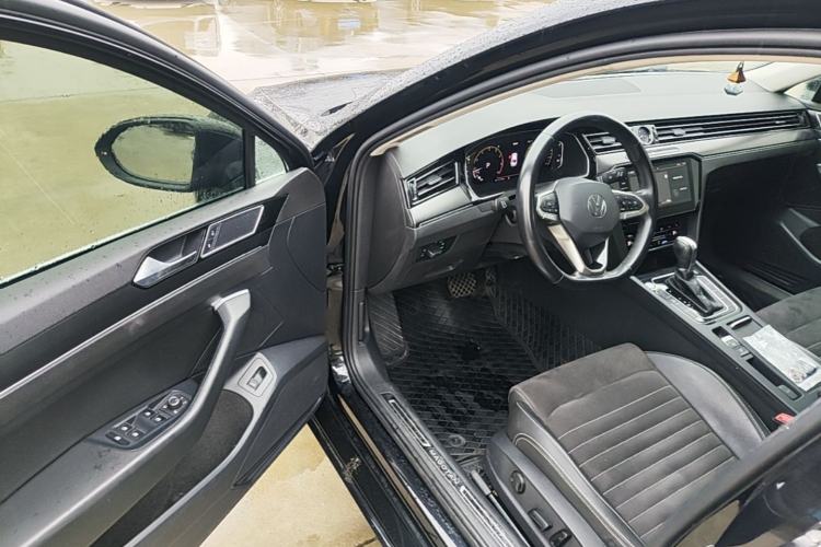 Used Volkswagen Magotan 2020 330TSI DSG Luxury Edition Driver Seat