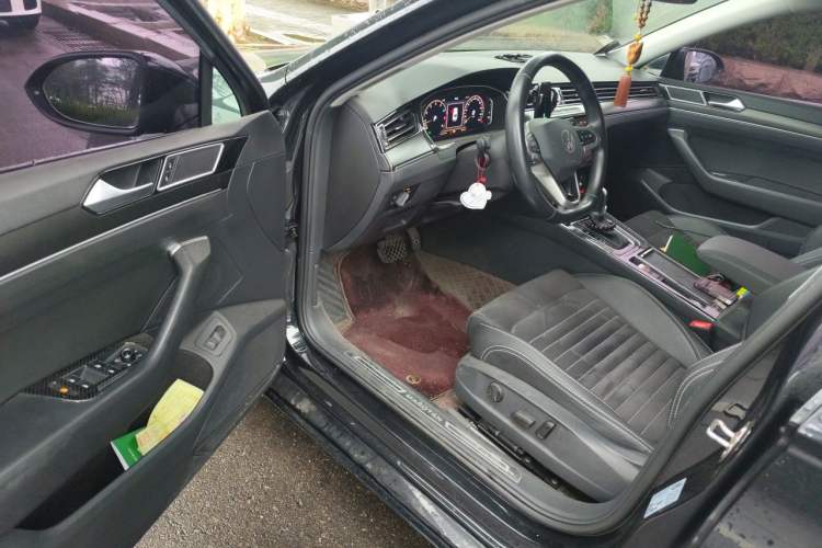 Used Volkswagen Magotan 2020 330TSI DSG Luxury Edition Driver Seat