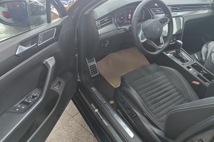 Used Volkswagen Magotan 2020 330TSI DSG Luxury Edition Driver Seat