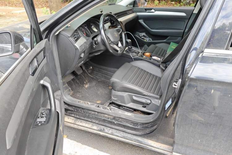 Used Volkswagen Magotan 2020 280TSI DSG Comfort Edition Driver Seat