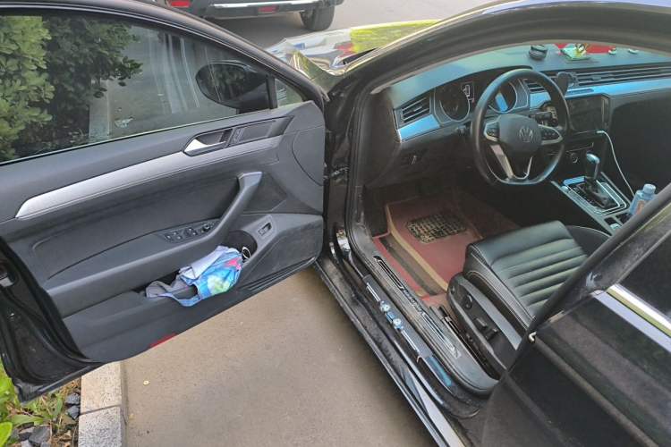 Used Volkswagen Magotan 2020 280TSI DSG Comfort Edition Driver Seat