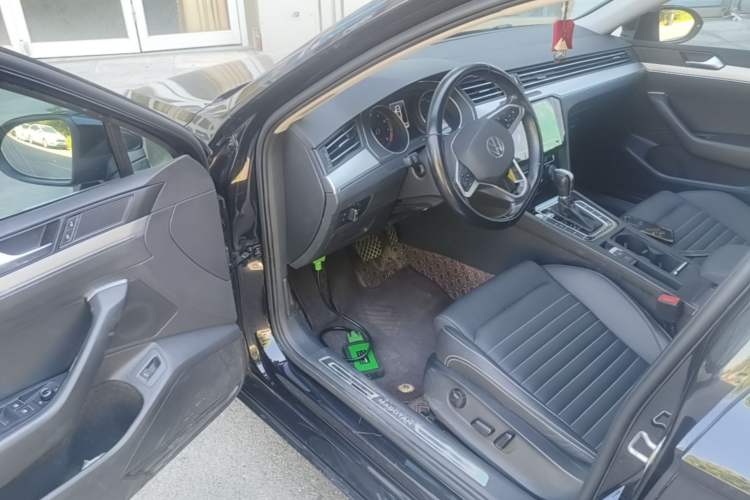 Used Volkswagen Magotan 2020 280TSI DSG Comfort Edition Driver Seat
