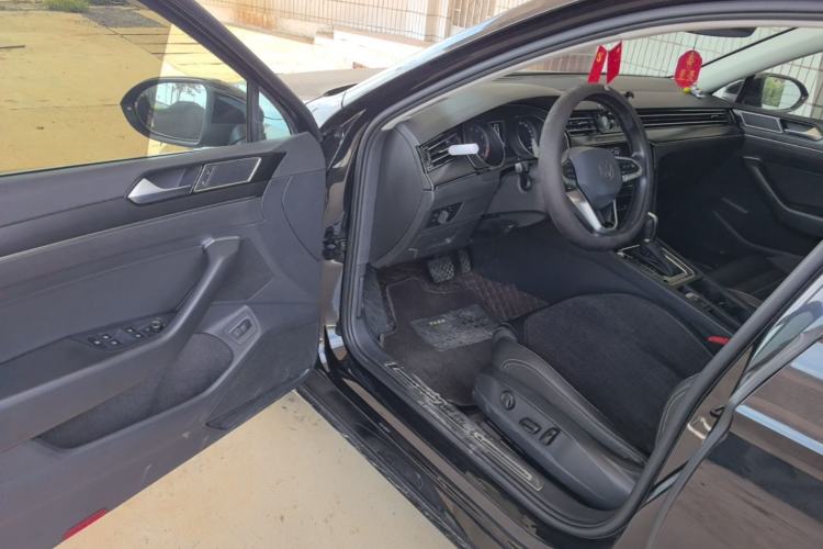 Used Volkswagen Magotan 2020 330TSI DSG Leading Model Driver Seat