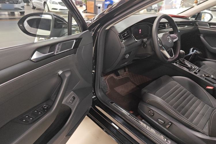 Used Volkswagen Magotan 2020 330TSI DSG Luxury Edition Driver Seat