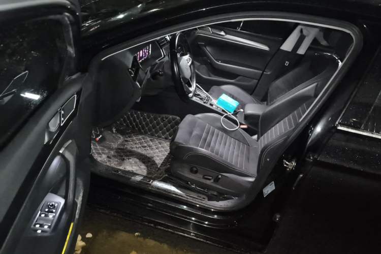 Used Volkswagen Magotan 2020 330TSI DSG Luxury Edition Driver Seat