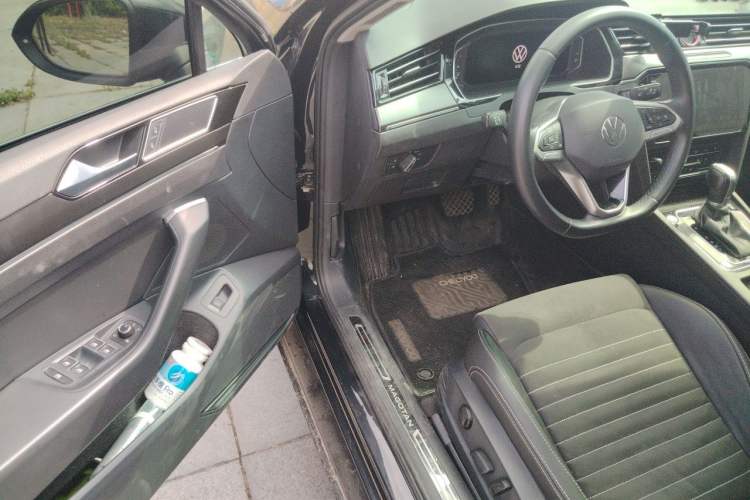 Used Volkswagen Magotan 2020 330TSI DSG Luxury Edition Driver Seat