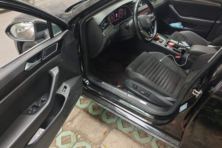 Used Volkswagen Magotan 2020 330TSI DSG Luxury Edition Driver Seat