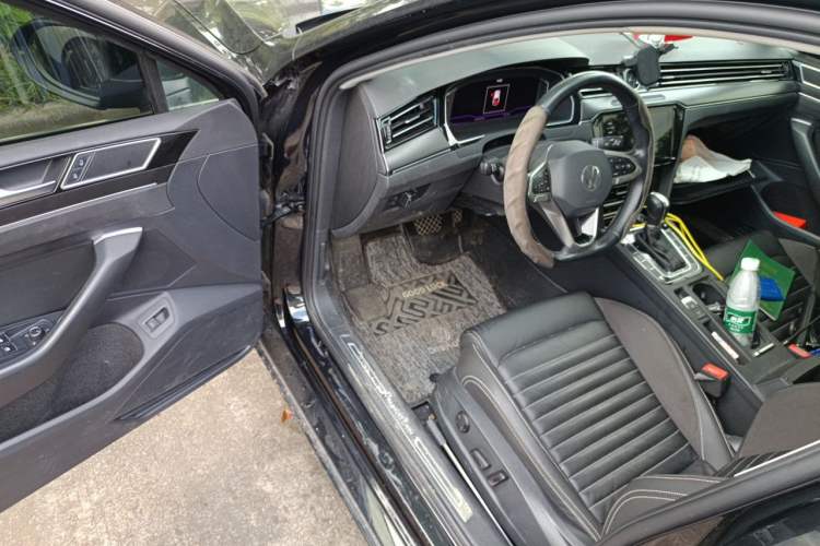 Used Volkswagen Magotan 2020 330TSI DSG Leading Model Driver Seat