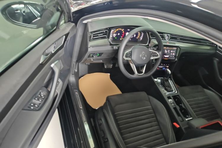 Used Volkswagen Magotan 2020 330TSI DSG Luxury Edition Driver Seat