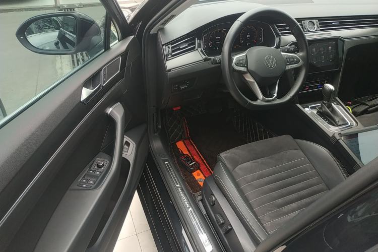 Used Volkswagen Magotan 2020 330TSI DSG Luxury Edition Driver Seat