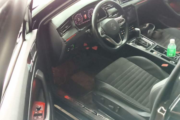 Used Volkswagen Magotan 2020 330TSI DSG Luxury Edition Driver Seat