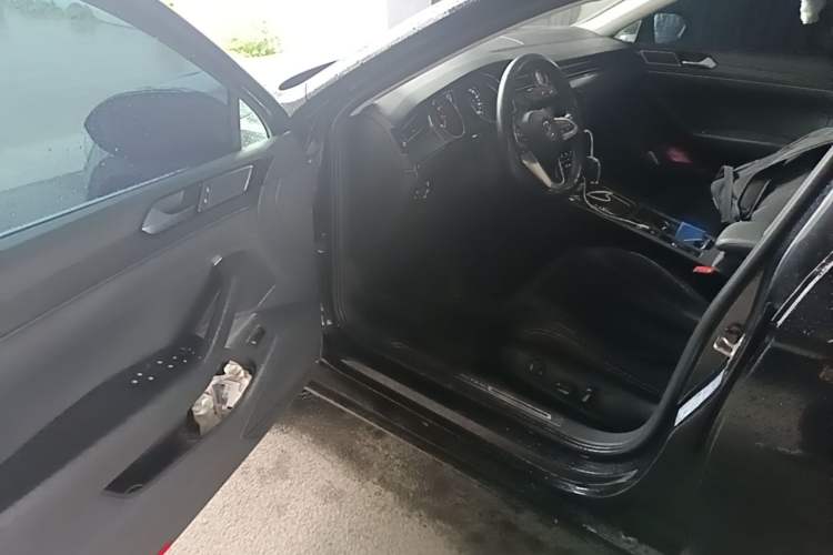 Used Volkswagen Magotan 2020 330TSI DSG Leading Model Driver Seat