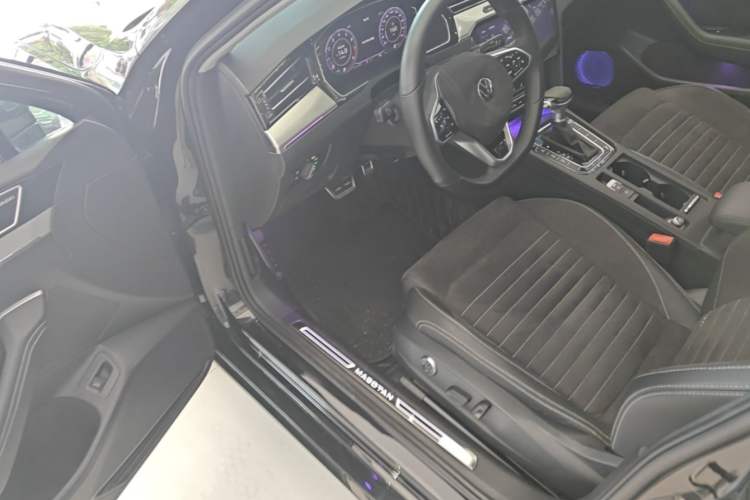 Used Volkswagen Magotan 2020 330TSI DSG Luxury Edition Driver Seat
