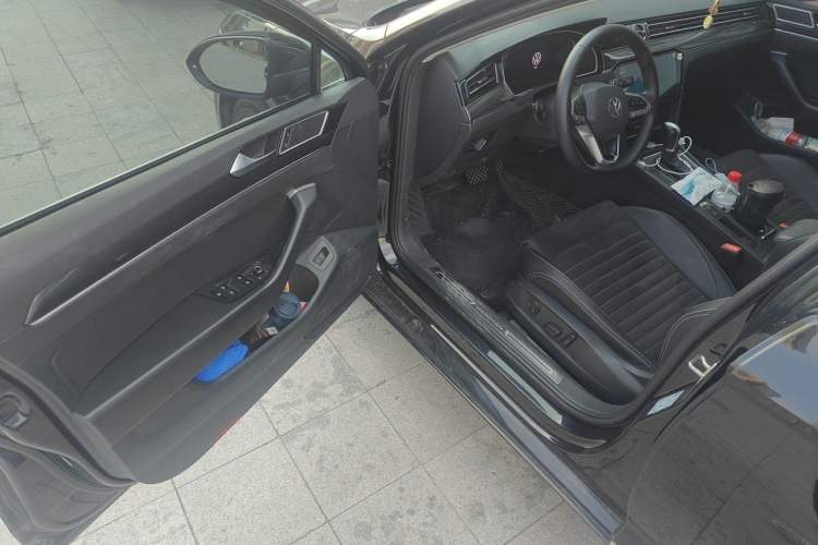 Used Volkswagen Magotan 2020 330TSI DSG Luxury Edition Driver Seat