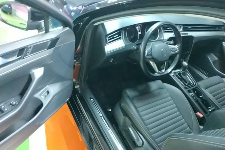 Used Volkswagen Magotan 2020 280TSI DSG Comfort Edition Driver Seat