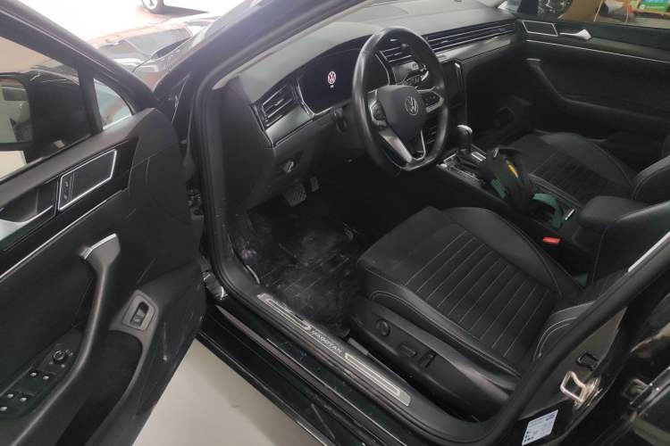 Used Volkswagen Magotan 2020 330TSI DSG Luxury Edition Driver Seat
