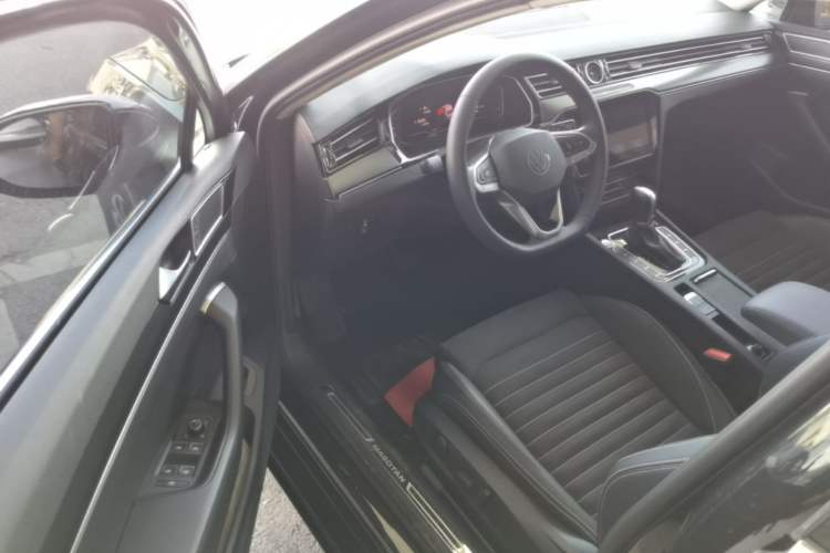Used Volkswagen Magotan 2020 330TSI DSG Luxury Edition Driver Seat