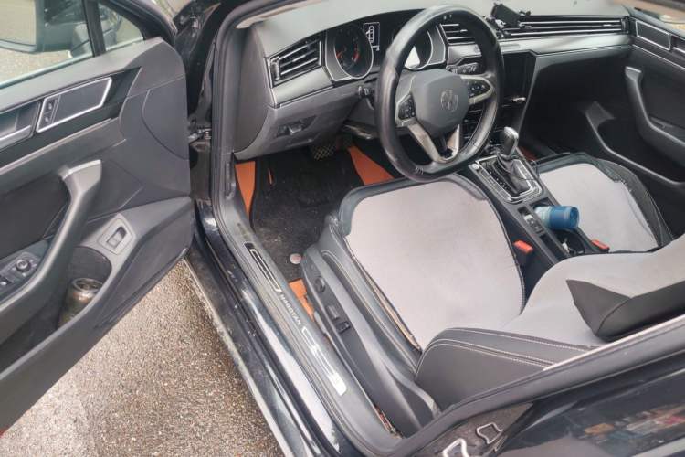 Used Volkswagen Magotan 2020 330TSI DSG Leading Model Driver Seat