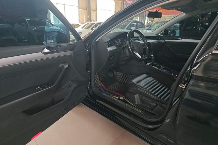 Used Volkswagen Magotan 2020 280TSI DSG Comfort Edition Driver Seat