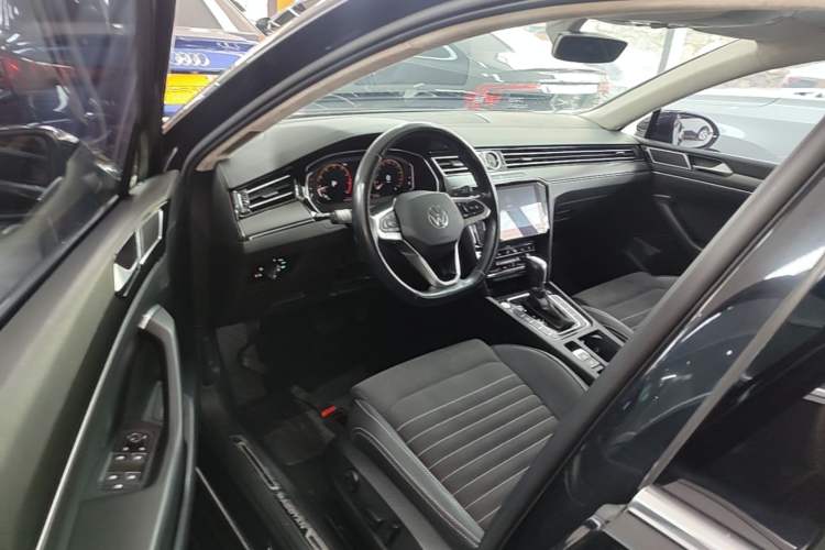 Used Volkswagen Magotan 2020 330TSI DSG Luxury Edition Driver Seat