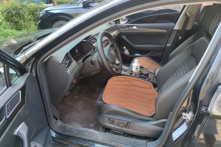 Used Volkswagen Magotan 2020 330TSI DSG Luxury Edition Driver Seat