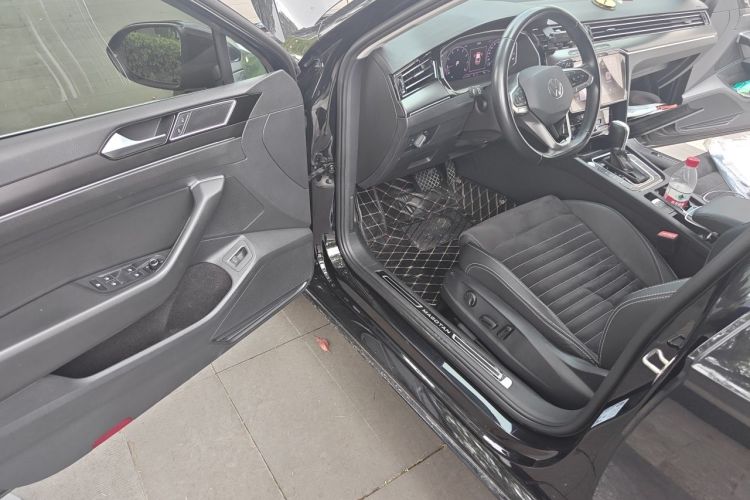 Used Volkswagen Magotan 2020 330TSI DSG Luxury Edition Driver Seat