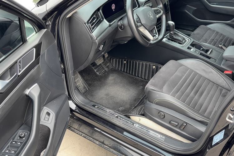Used Volkswagen Magotan 2020 330TSI DSG Luxury Edition Driver Seat