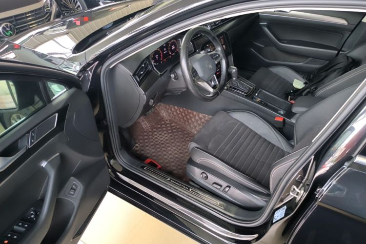 Used Volkswagen Magotan 2020 330TSI DSG Luxury Edition Driver Seat