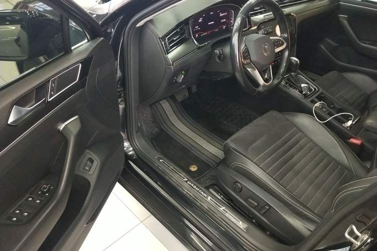 Used Volkswagen Magotan 2020 330TSI DSG Luxury Edition Driver Seat