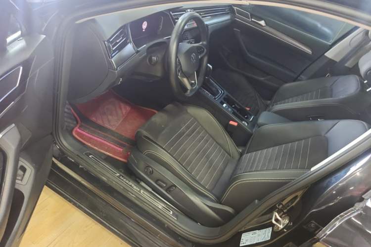 Used Volkswagen Magotan 2020 330TSI DSG Luxury Edition Driver Seat