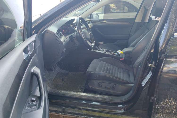 Used Volkswagen Magotan 2020 330TSI DSG Luxury Edition Driver Seat