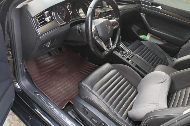 Used Volkswagen Magotan 2020 330TSI DSG Leading Model Driver Seat