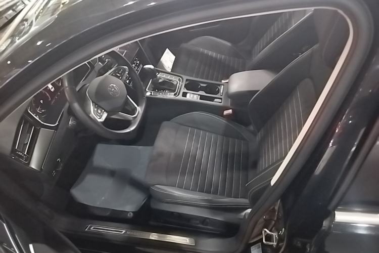 Used Volkswagen Magotan 2020 330TSI DSG Luxury Edition Driver Seat
