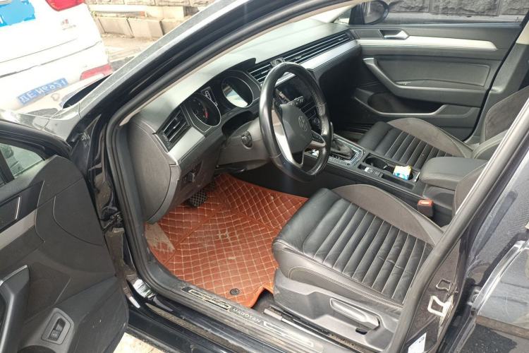 Used Volkswagen Magotan 2020 280TSI DSG Comfort Edition Driver Seat