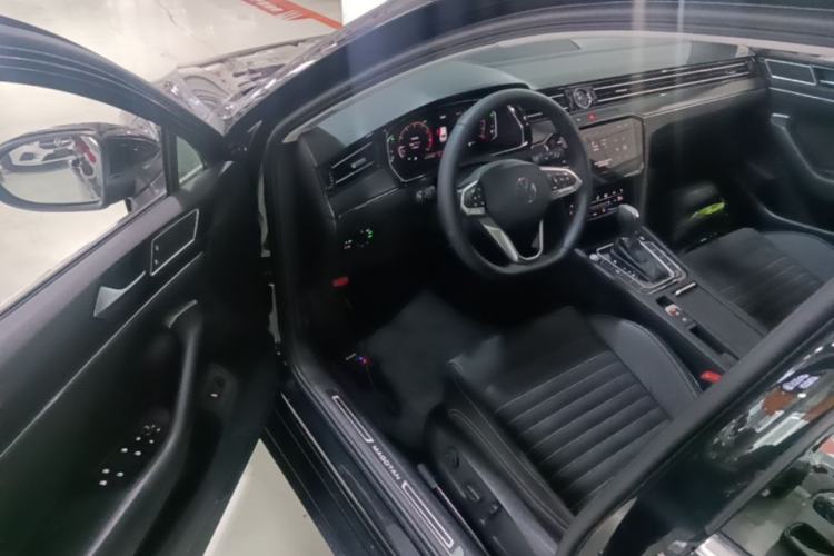 Used Volkswagen Magotan 2020 380TSI DSG Luxury Version Driver Seat