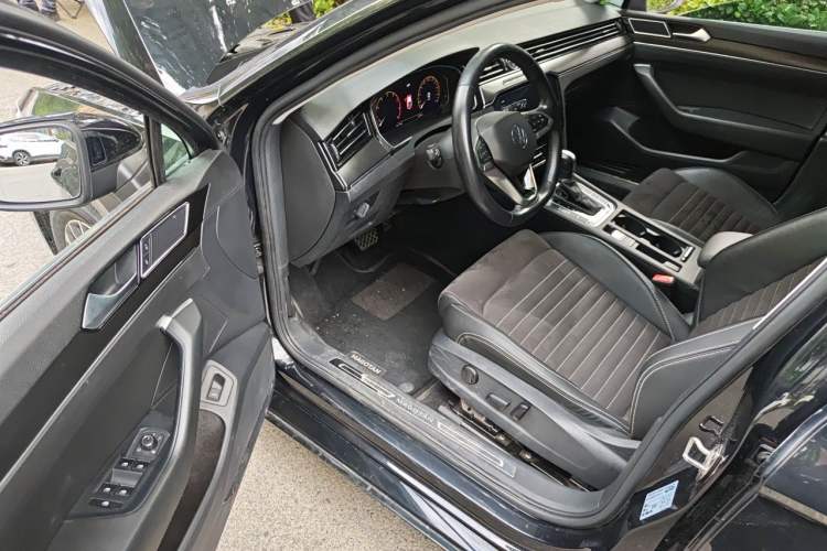 Used Volkswagen Magotan 2020 380TSI DSG Luxury Version Driver Seat