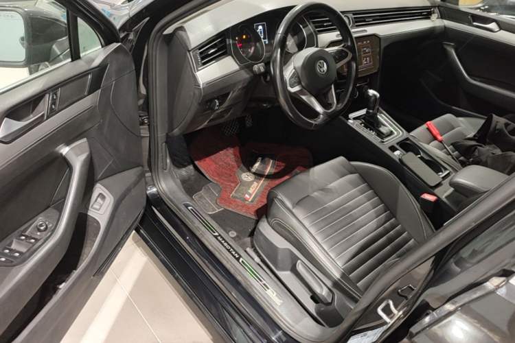 Used Volkswagen Magotan 2020 280TSI DSG Comfort Edition Driver Seat