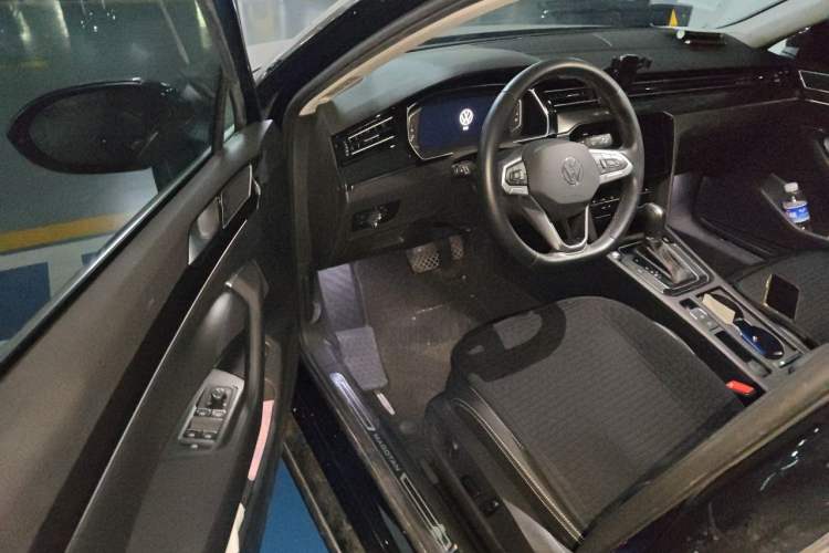 Used Volkswagen Magotan 2020 380TSI DSG Luxury Version Driver Seat