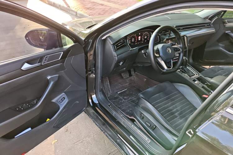 Used Volkswagen Magotan 2020 380TSI DSG Luxury Version Driver Seat