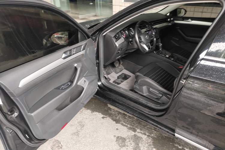 Used Volkswagen Magotan 2020 280TSI DSG Comfort Edition Driver Seat