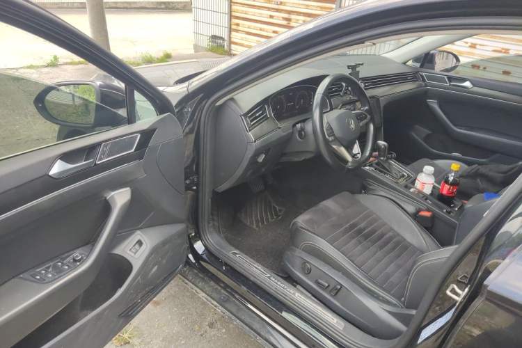 Used Volkswagen Magotan 2020 330TSI DSG Luxury Edition Driver Seat