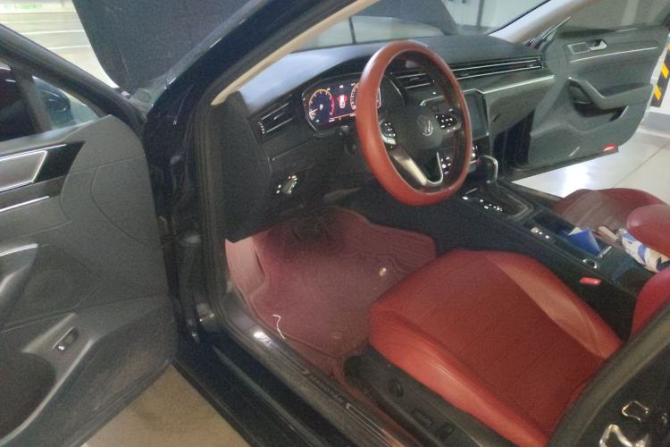 Used Volkswagen Magotan 2020 330TSI DSG Luxury Edition Driver Seat