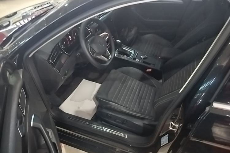 Used Volkswagen Magotan 2020 330TSI DSG Luxury Edition Driver Seat