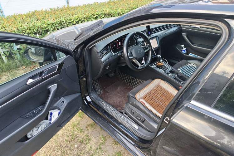 Used Volkswagen Magotan 2020 380TSI DSG Luxury Version Driver Seat