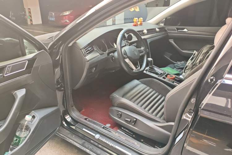 Used Volkswagen Magotan 2020 330TSI DSG Leading Model Driver Seat